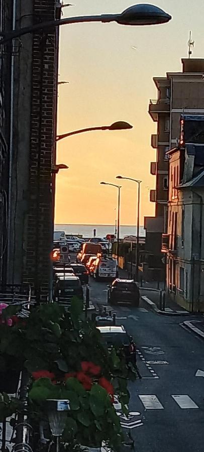 Loft En Duplex Avec Vue Sur Plage Et Chenal Dieppe Buitenkant foto